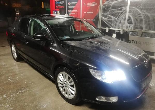 Skoda Superb cena 27500 przebieg: 221000, rok produkcji 2010 z Rybnik małe 277